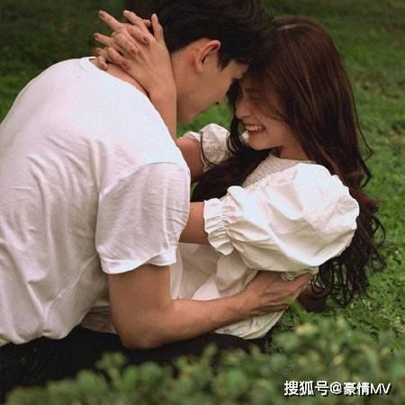 漂亮鹦鹉救援