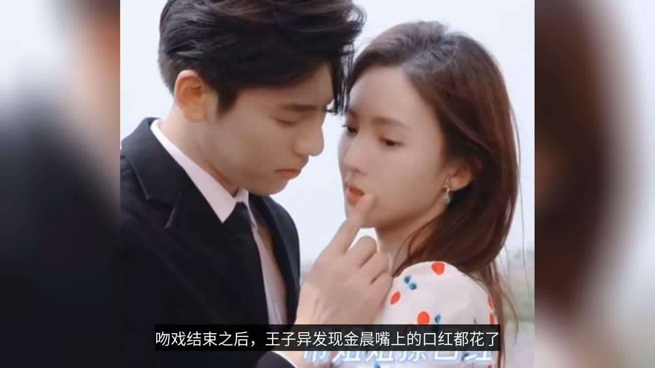 逃离昏暗下的小村